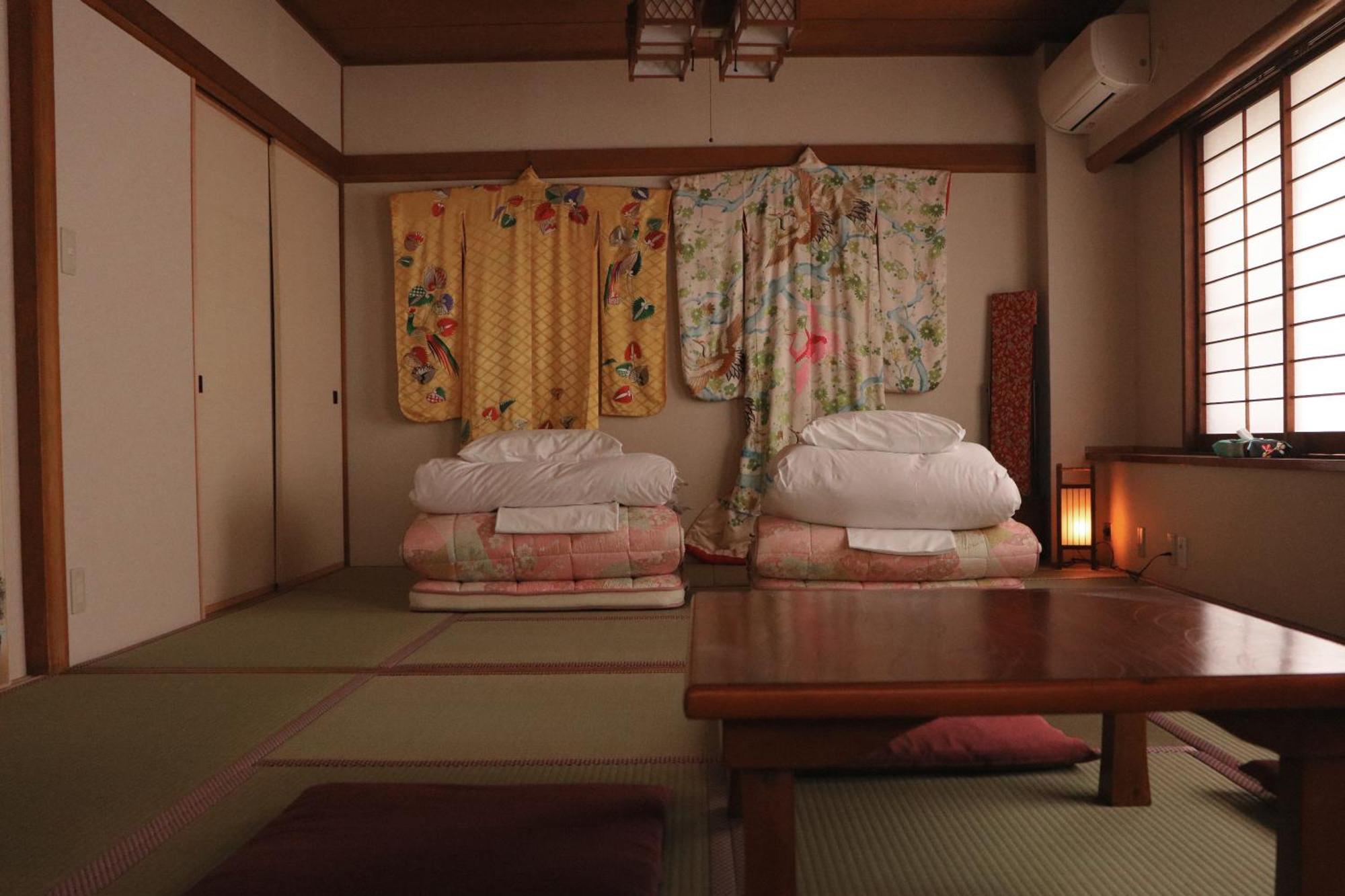 Ito 2* Prefektura Tokio