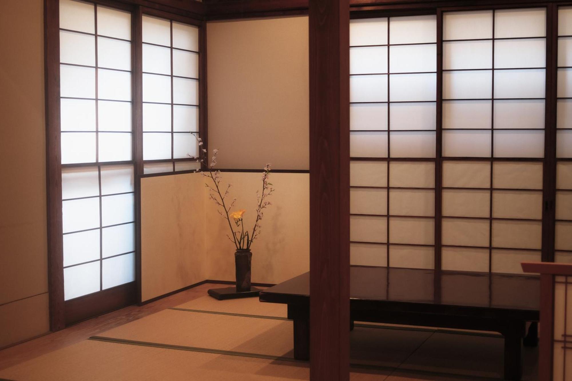 Ito 2* Prefektura Tokio